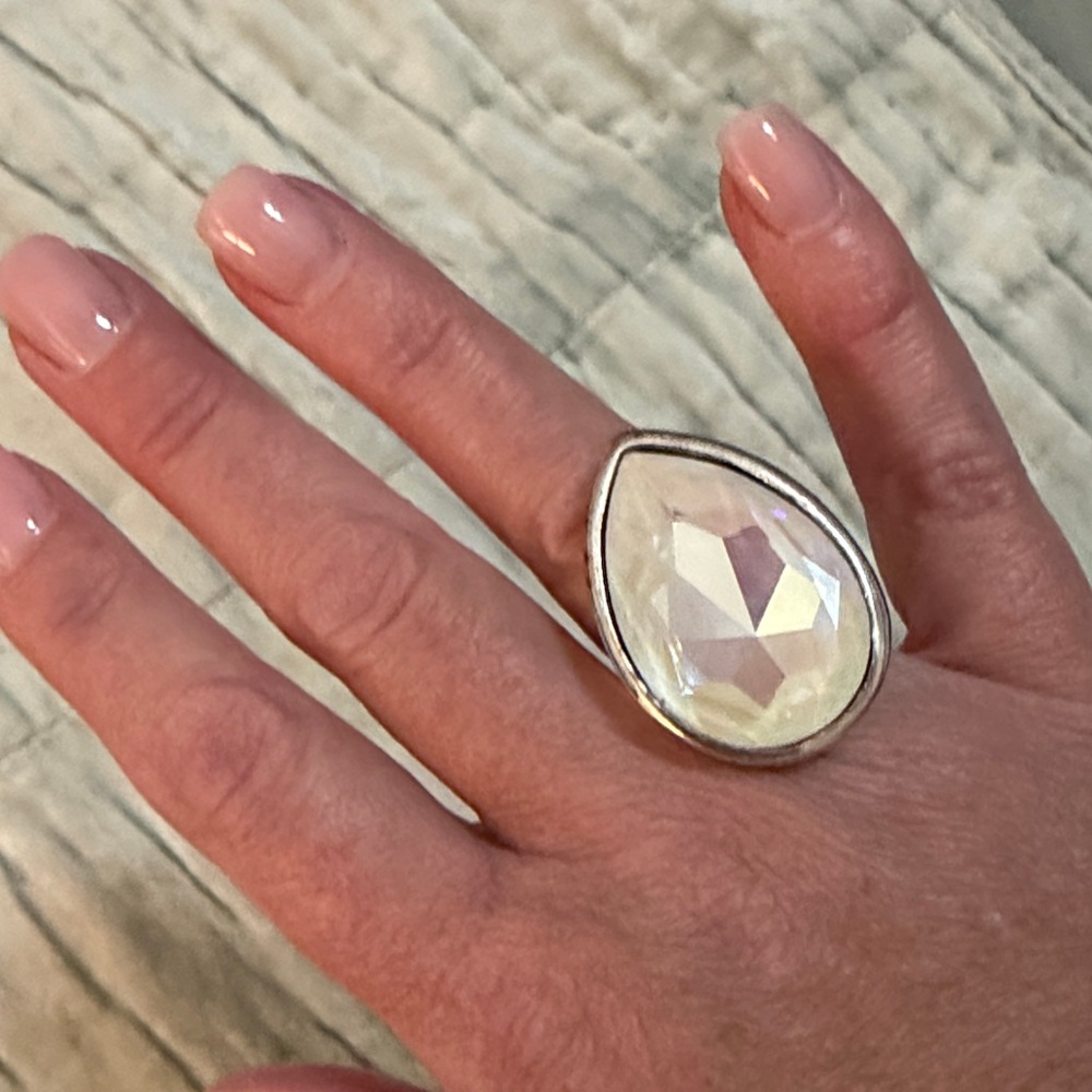 UNO de 50 Silver Ring with Iridescent Teardrop